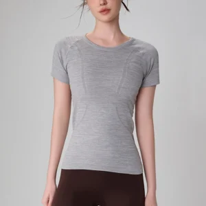 Custom Women's Seamless Yoga Top Quick Dry Gym Wear